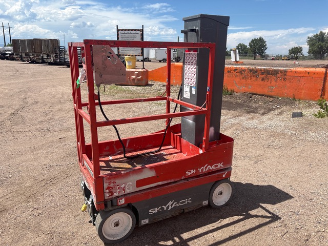 2018 Skyjack SJ16 Vertical Mast Lift 2018 Skyjack SJ16 Vertical Mast Lift