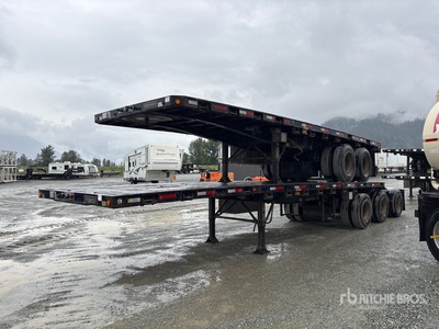 2004 Lode King 30000 kg 32 ft Tri/A Super B-Train Lead Rimorchio a cassone fisso