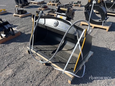 2026 AB 1200 mm Q/C Hydraulic Tilting Cazo para excavadora - Fits 4 - 6 ton (Unused)