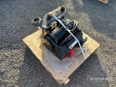 AB Tilting Acoplador de excavadora - Fits 2 - 3.9 ton (Unused)