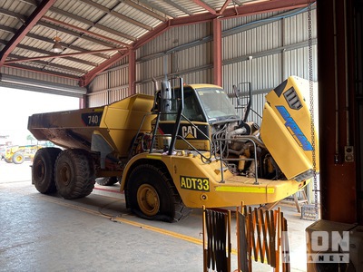 2006 Cat 740 Articulated Dump Truck