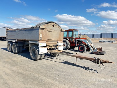 1994 Marlin Truck Bodies 6 m Super Dog End Dump Trailer