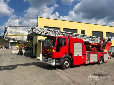 Iveco Eurocargo 130E24 4x2 Camión de bomberos