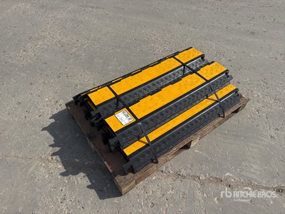 Quantity of (10) Bauer Generatoren RS320 Industrial cable Bridge 2 way Divers. Equipement pour granulat (Unused)