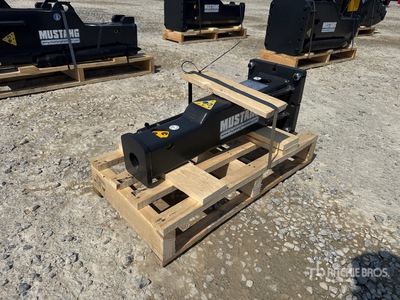2026 Mustang HM100 Hydraulic Breaker (Unused)
