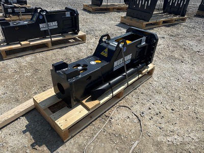 2026 Mustang HM350 Hydraulic Breaker (Unused)