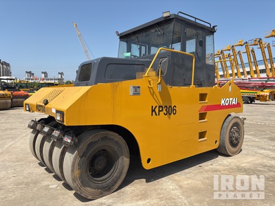 2010 KOTAI KP306 11 Wheel Rullo pneumatico