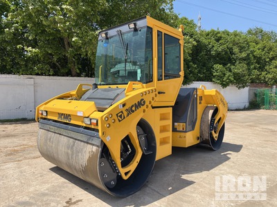 2020 XCMG XD133C Rullo vibrante tandem