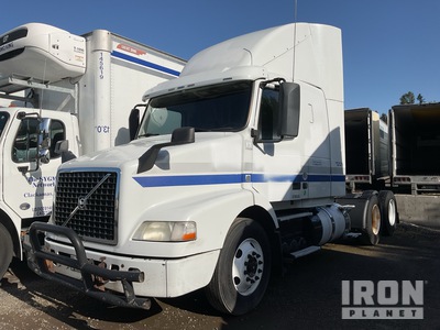 2016 Volvo VNR64T 6x4 T/A Sleeper Truck Tractor