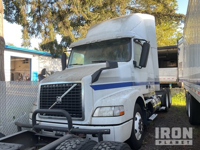 2016 Volvo VNR64T 6x4 T/A Sleeper Truck Tractor