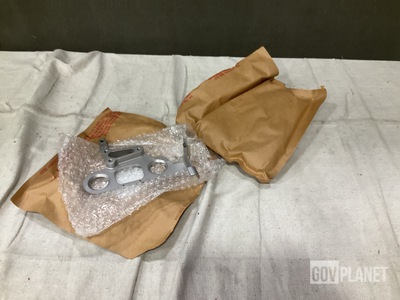 (14) Sikorsky 06100-08004-047 Electrical Clips