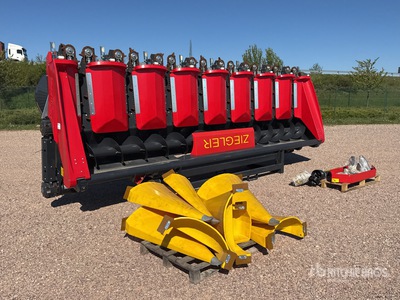 2024 Ziegler Master 8S 700 mm Corn Rigid 8 Row Combine Header (Unused)