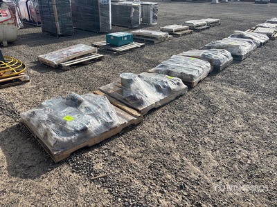 Quantity of (6) Pallets of Nuts and Bolts その他 - 店舗 & 倉庫