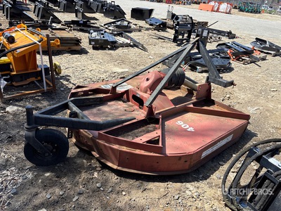 Bush Hog 406 72 in 3-Point Hitch Trinciatrice Rotante
