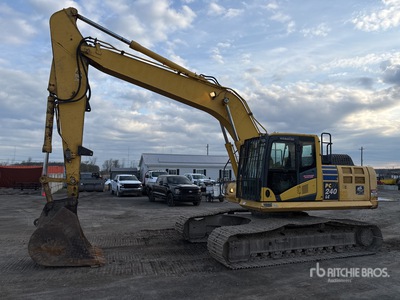 2014 Komatsu PC 240LC-10 Tracked Excavator