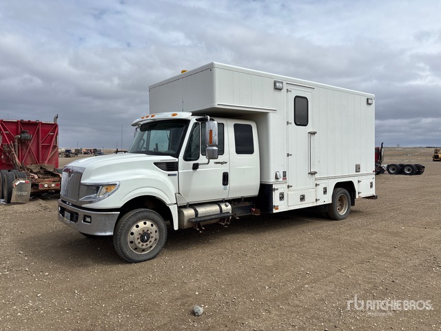 2015 International TerraStar 4x4 Fuel and Lube Truck