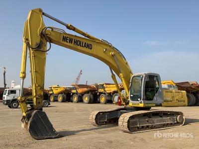 New Holland Kobelco E385B Rupsgraafmachine