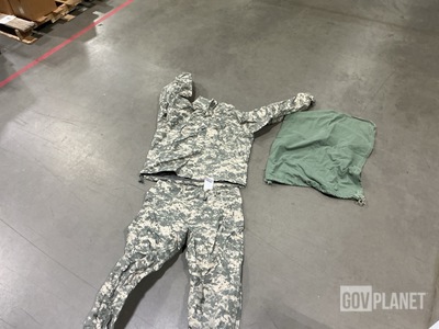 (29) Jackets, (7) Parkas, (22) Pairs of Trousers & Assorted Items