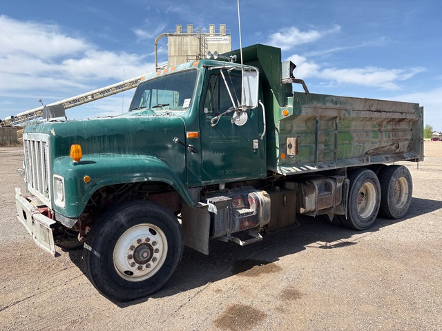 1994 International 2574 6x4 T/A Dump Truck