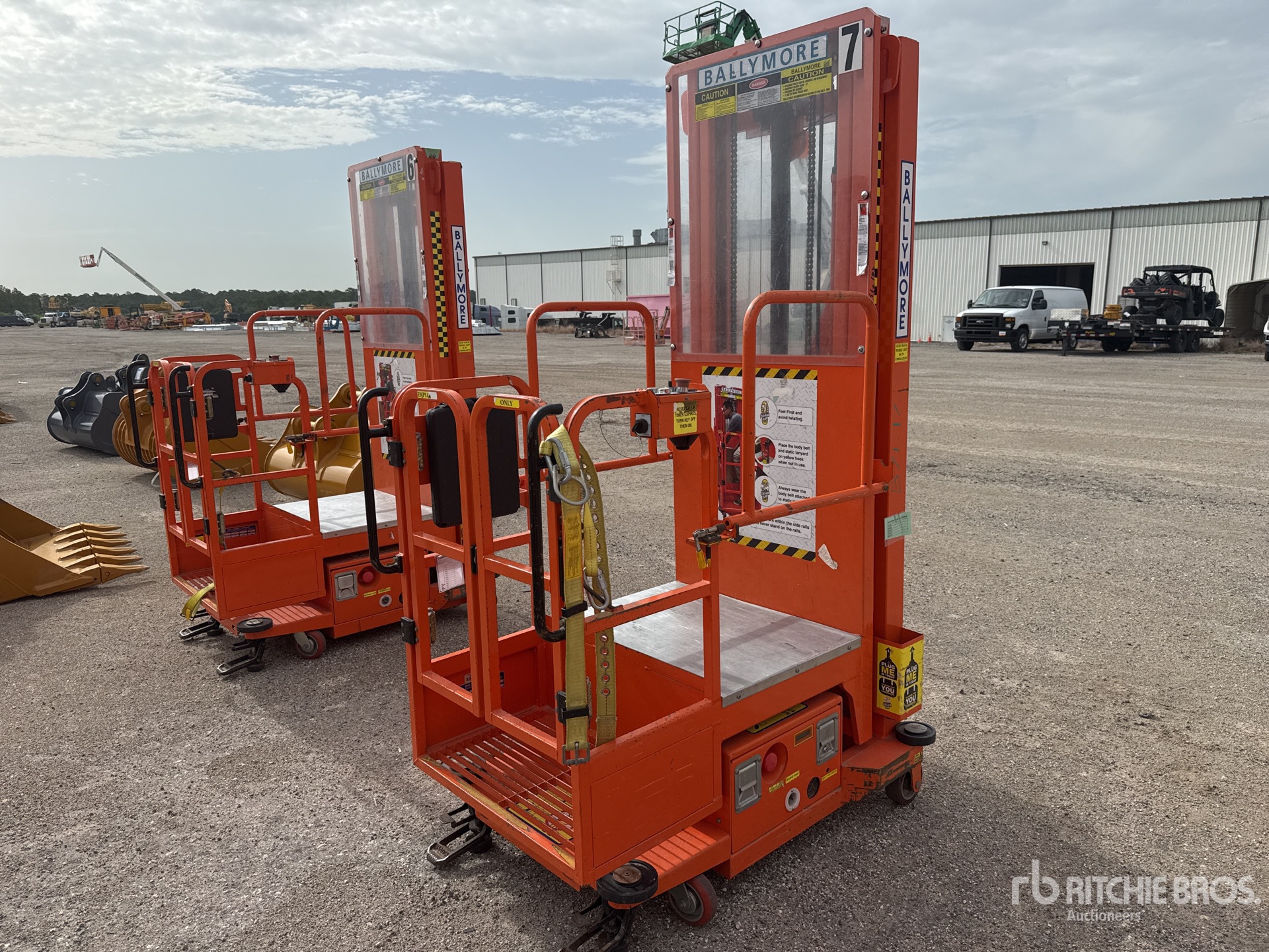 2015 Ballymore PS-140H Vertical Mast Lift