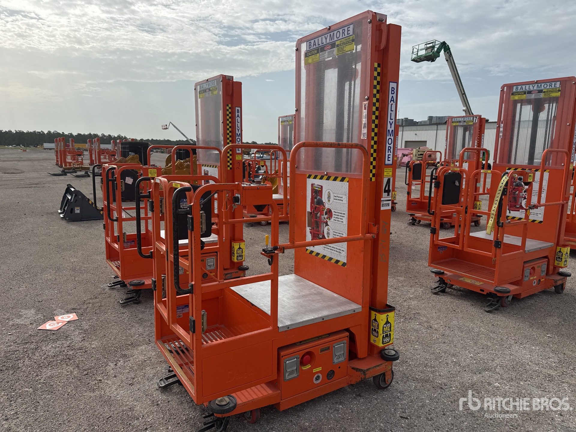 2016 Ballymore PS-140H Vertical Mast Lift