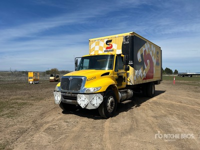 2007 International 4300 4x2 Moving Kastenwägen