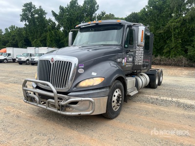 2017 International Prostar+ 6x4 Ciągnik siodłowy T/A z kabiną sypialną