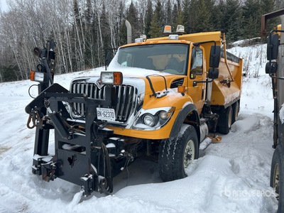 2011 International 7600 Work Star 6x4 Autocarro spazzaneve