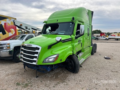 2023 Freightliner Cascadia 126 6x4 T/A Slaapcabine Trekker (Inoperable)
