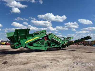 2019 McCloskey R155 Tracked Screen Plant