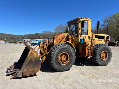 1972 Cat 966C Pala gommata