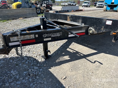 2012 CMI Equipment Trailer