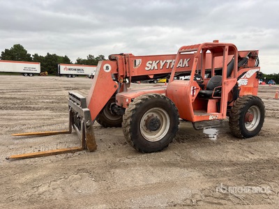 2005 SkyTrak 8042 Telehandler