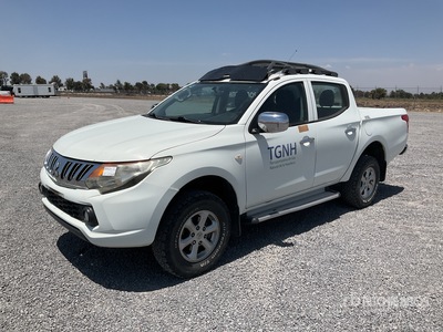 2016 Mitsubishi L200 4x4 Crew Cab Pickup