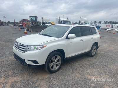 2010 Toyota Highlander 2WD SUV
