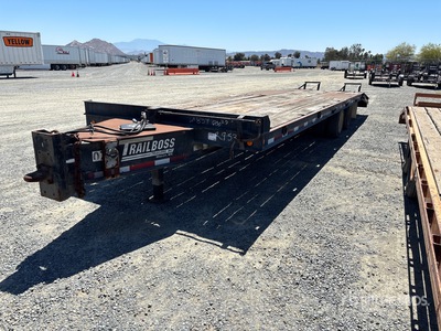 2007 Trailboss 30000 lb 31 ft T/A Equipment Trailer