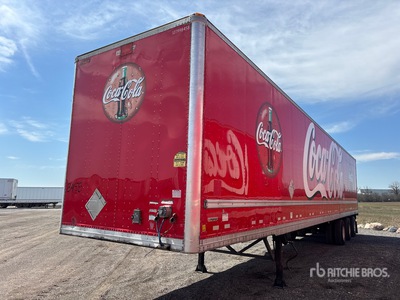 2010 Manac 94353002 53 ft x 102 in Tri/A Gesloten aanhangwagen