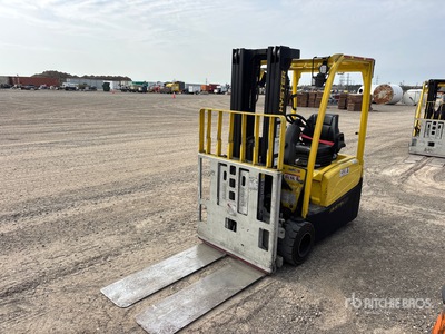 2019 Hyster J40XNT 3000 lb 電動フォークリフト