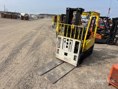 2019 Hyster J40XNT 3000 lb 電動フォークリフト
