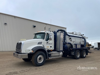 2008 Cusco on 2008 Mack GU813 Granite 6x4 Vacuüm Graafmachine