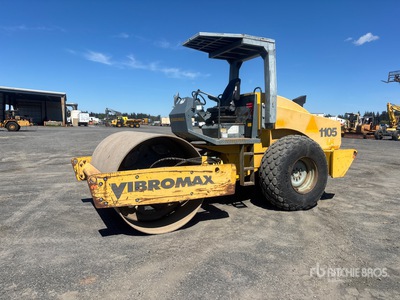 2003 Vibromax VM1105D Smooth Drum Compactor