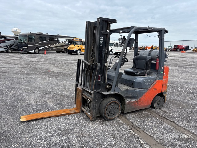 2019 Toyota 8FGCU25 4500 lb Cushion Tire Forklift