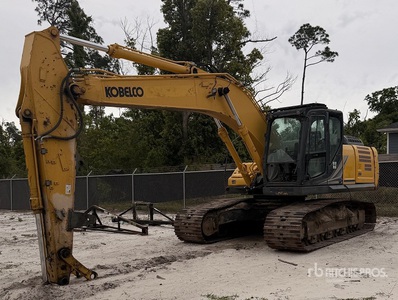 Kobelco SK210LC-11 Tracked Excavator
