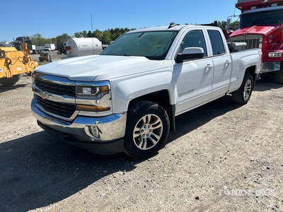 2017 Chevrolet Silverado 1500 4x4 Extended Cab Pickup