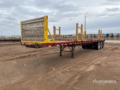 1980 Lufkin Tri/A Flatbed Trailer