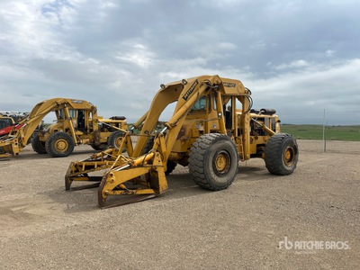 1979 Petibone Super 20 20000 lb 4x4 Rough Terrain Forklift (Inoperable)