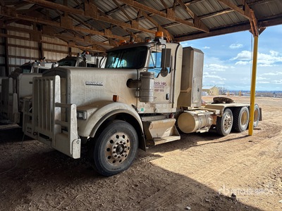 2014 Kenworth W900 8x4 6x4 T/A Sleeper Truck Tractor