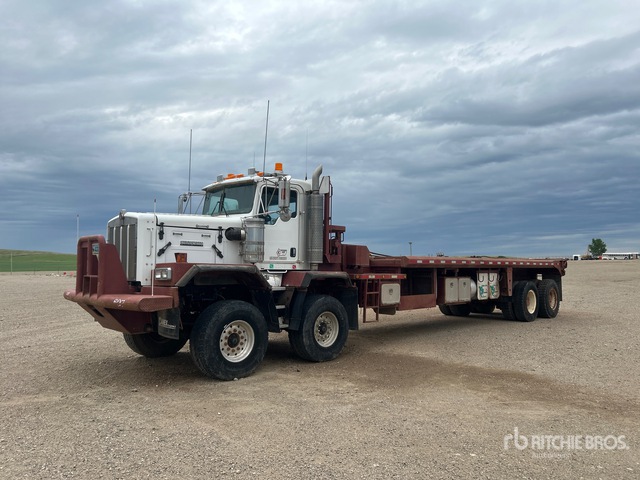 2006 Kenworth C500 8x4 Twin-Steer Bed Truck