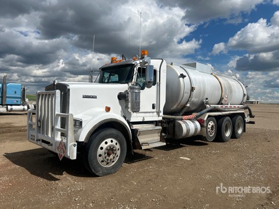 2014 Kenworth W900 8x4 タンクトラック