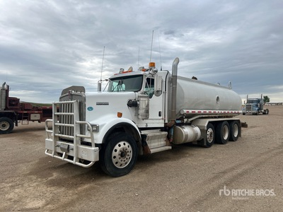2009 Kenworth W900 8x4 Tankwagen